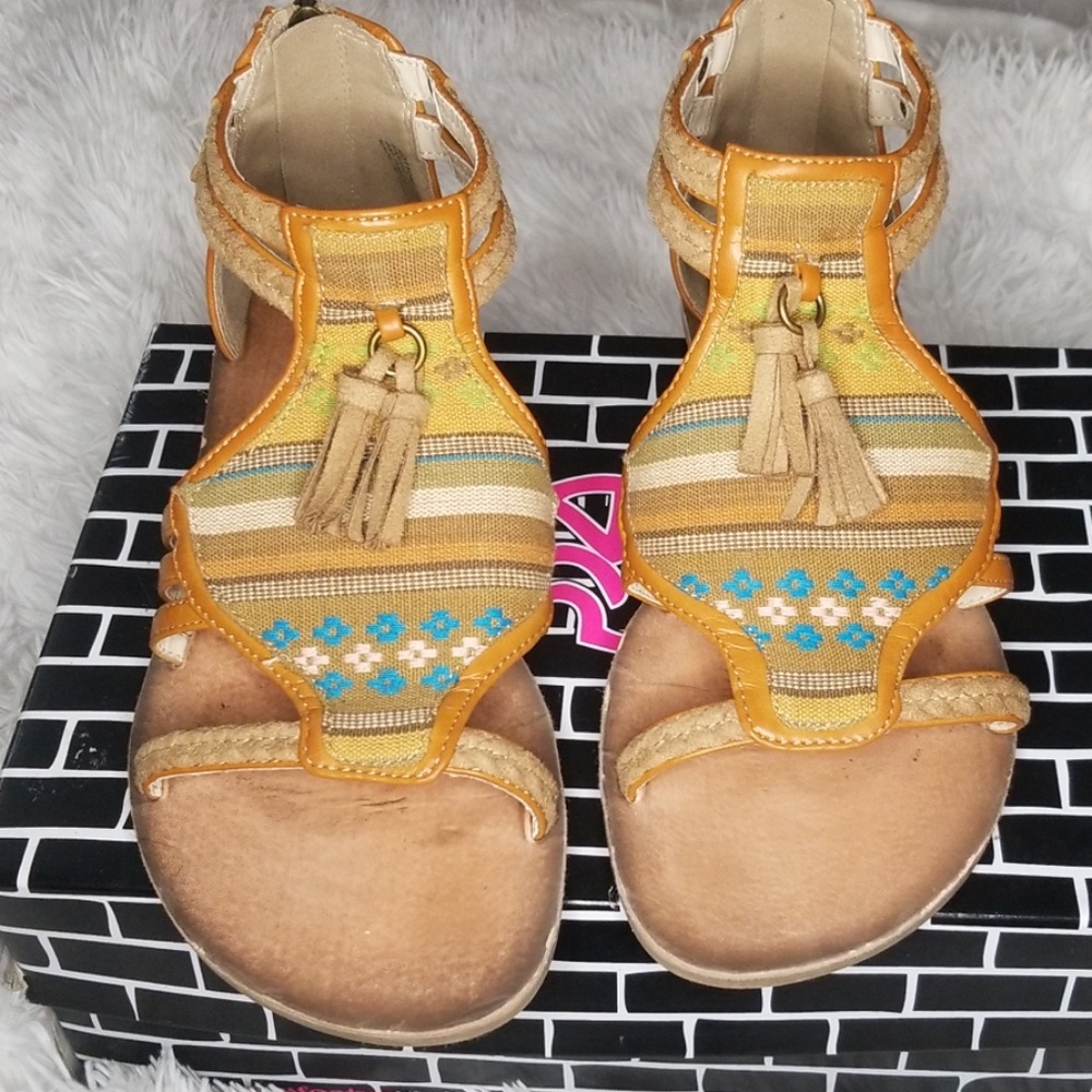 Vintage sandals